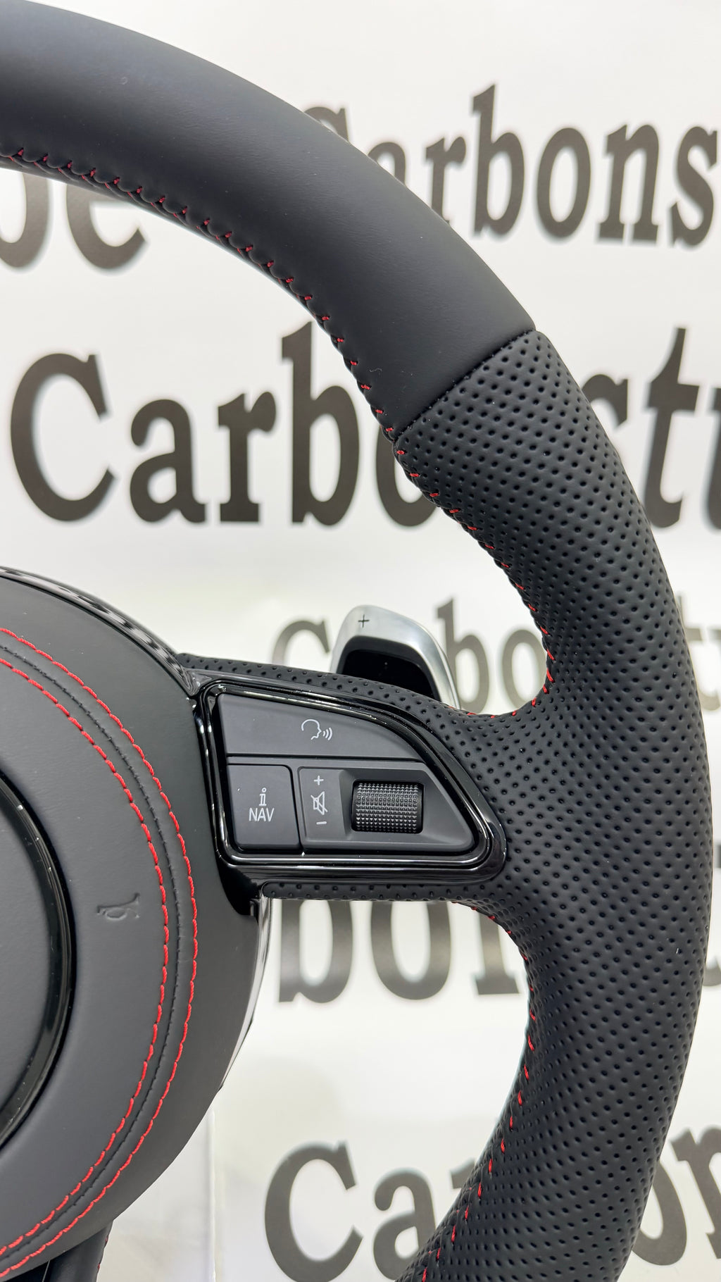 Audi Q5/A4/A5 2011-2016 RED