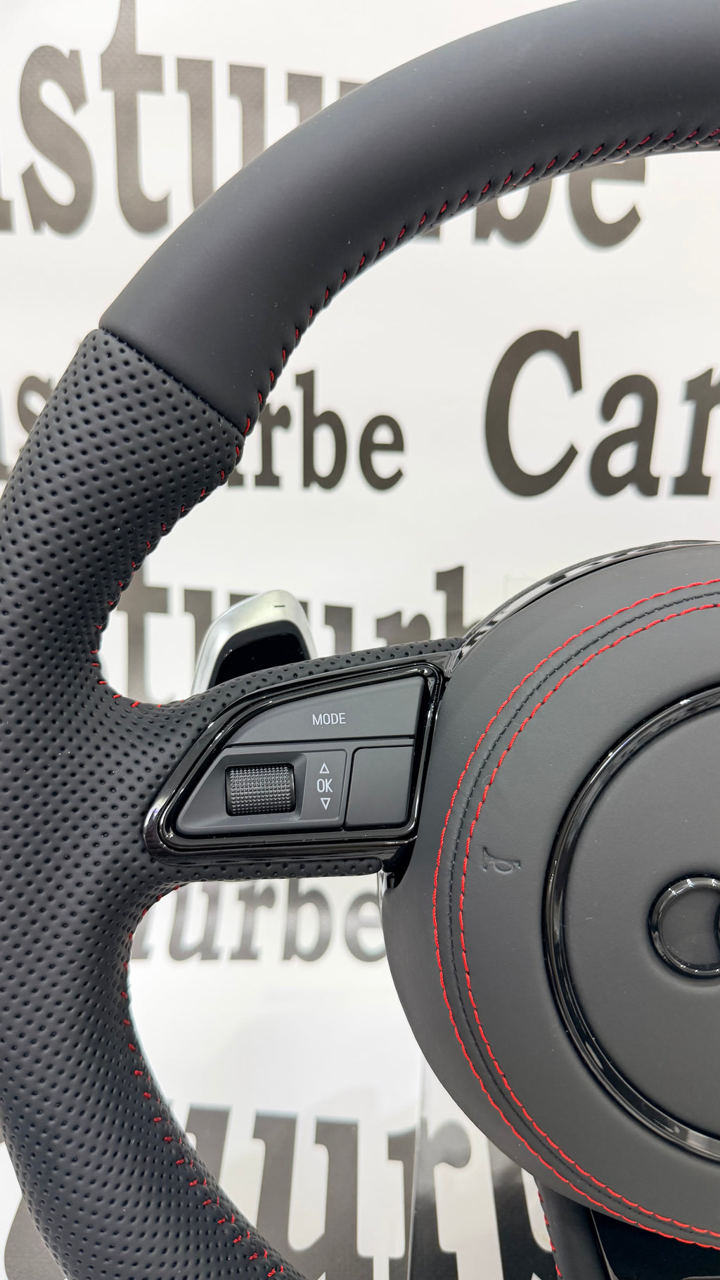 Audi Q5/A4/A5 2011-2016 RED